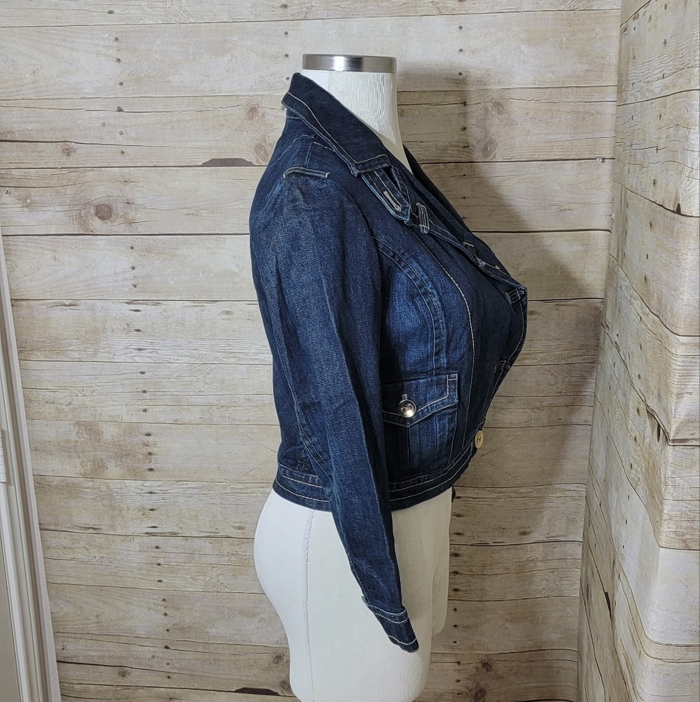 Jean Jacket - Picture 2 of 4